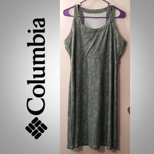 Columbia Omni-Freeze Advanced Cooling dress size Large Green